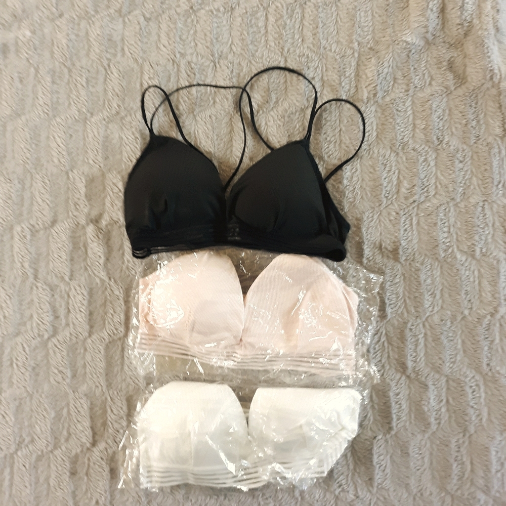 3 Bras, One Size strech Shien